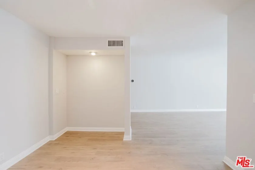 750 S Spaulding Avenue #214 photo 9