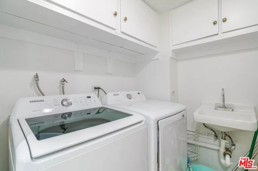 1121 E Wilson Avenue #12 photo 21