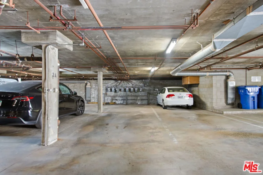1110 S Shenandoah Street #8 photo 11