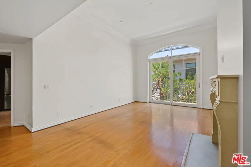 430 N Oakhurst Drive #PH406 photo 14
