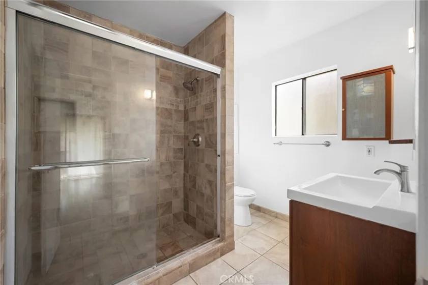 300 N Isabel Street #10 photo 15