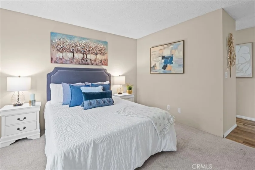208 Springview photo 12