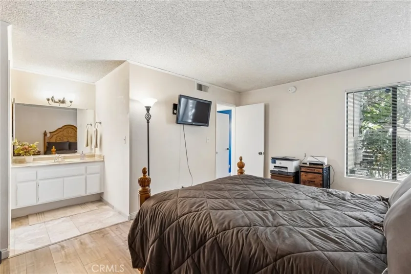 15511 Sherman Way #29 photo 14