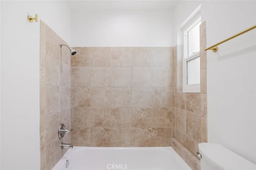 8740 Willis Avenue #6 photo 34