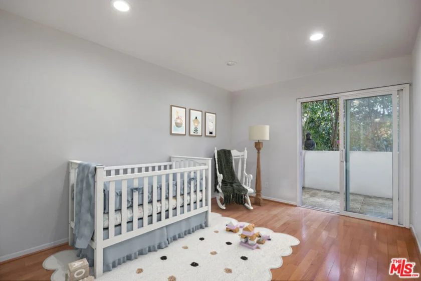 15325 Magnolia Boulevard #108 photo 14