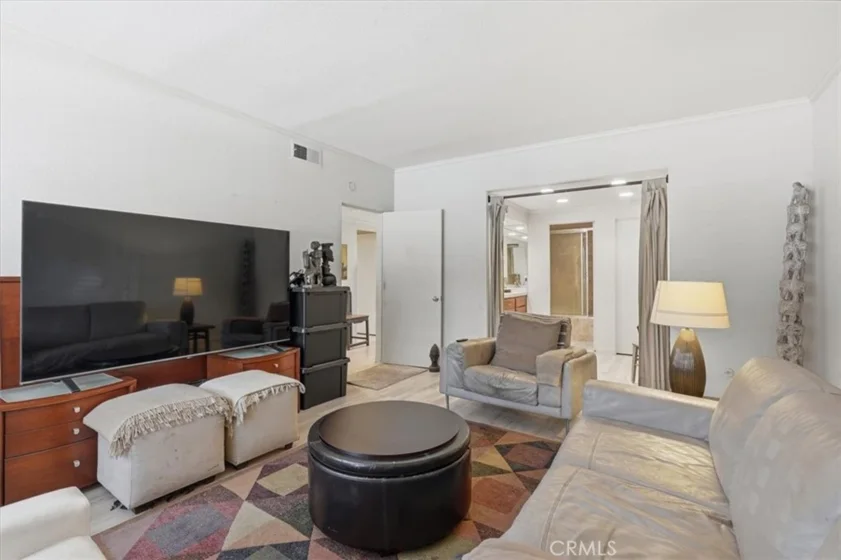 5555 Canyon Crest #2F photo 15