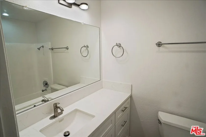 18620 Hatteras Street #180 photo 11