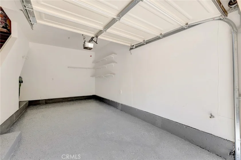 34 Magellan Aisle photo 18