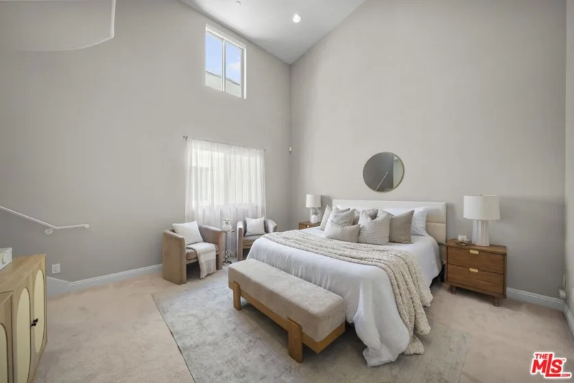 5727 Camellia Avenue #108 photo 2