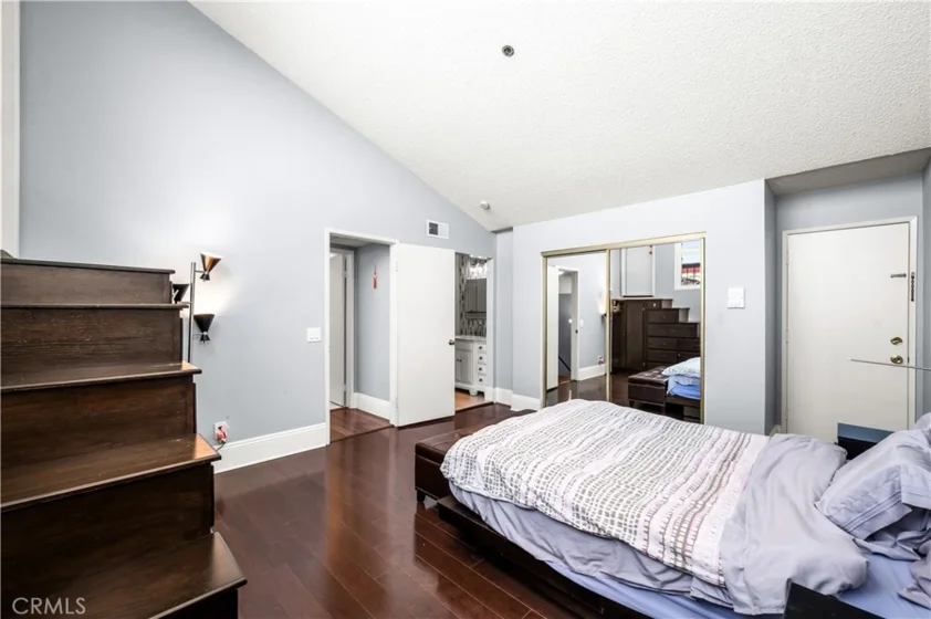 1022 S Marengo #5 photo 25