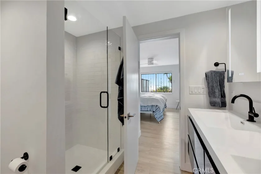 1200 E Ocean #12 photo 31