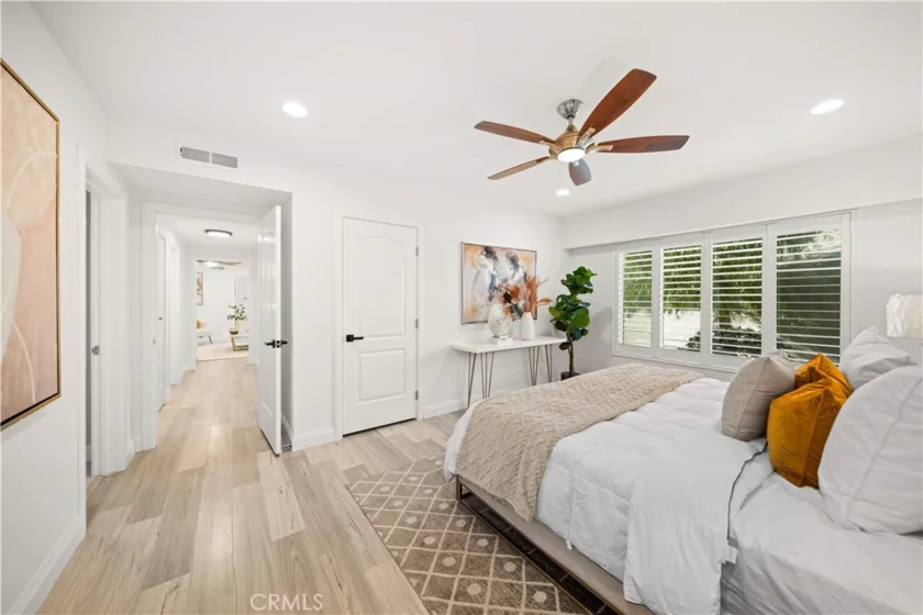 1611 S Pomona #D13 photo 35