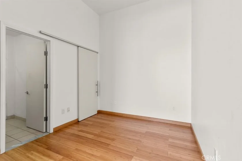 1100 Wilshire Boulevard #1812 photo 14