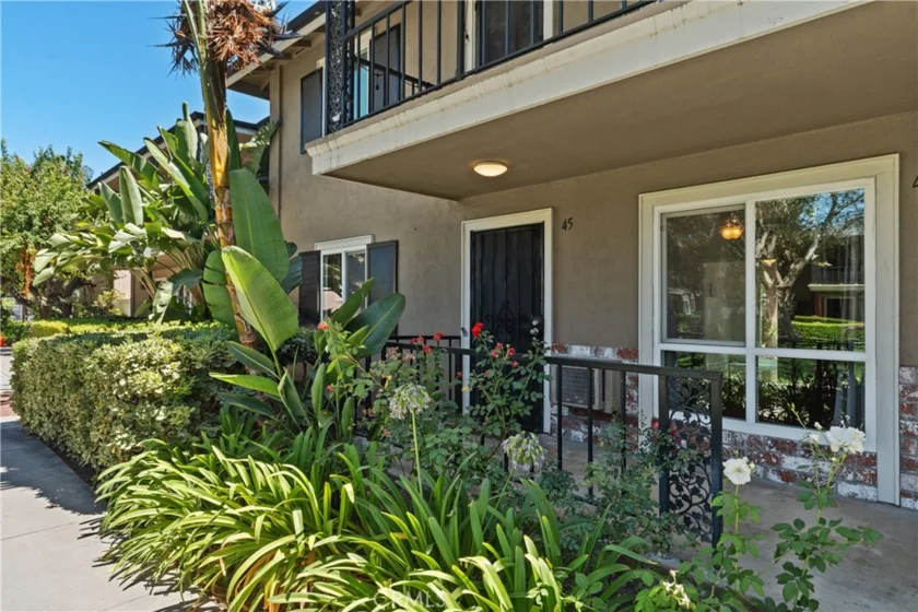 660 S Glassell Street #45 photo 23