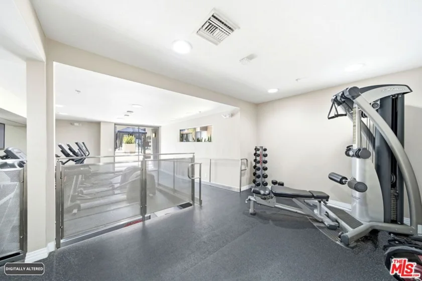 7320 Hawthorn Avenue #410 photo 18