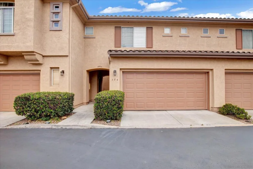10910 Ivy Hill Drive #4 photo 1
