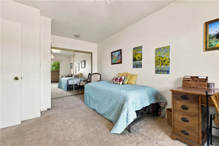 215 N Kenwood Street #303 photo 16