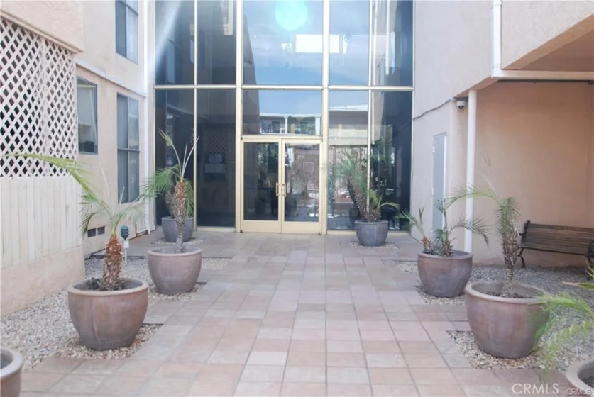 5429 Newcastle Avenue #313 photo 10