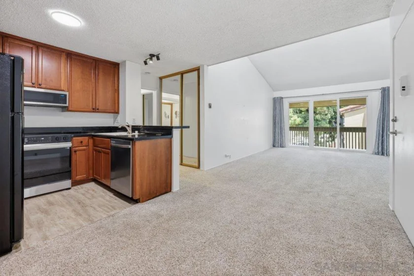 1801 Diamond Street #324 photo 3