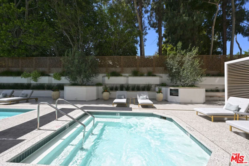 10601 Wilshire Boulevard #1404 photo 63