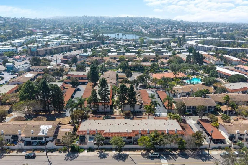 4242 Loma Riviera photo 51