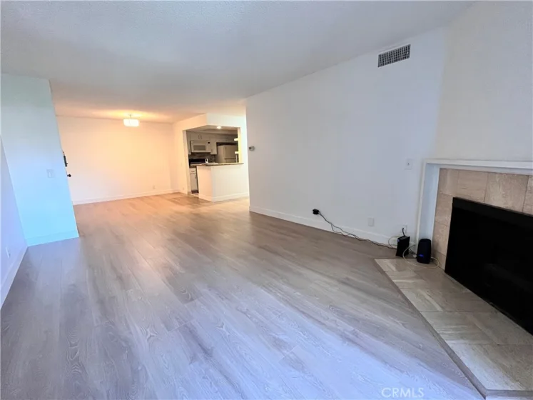 460 Oak Street #203 photo 11
