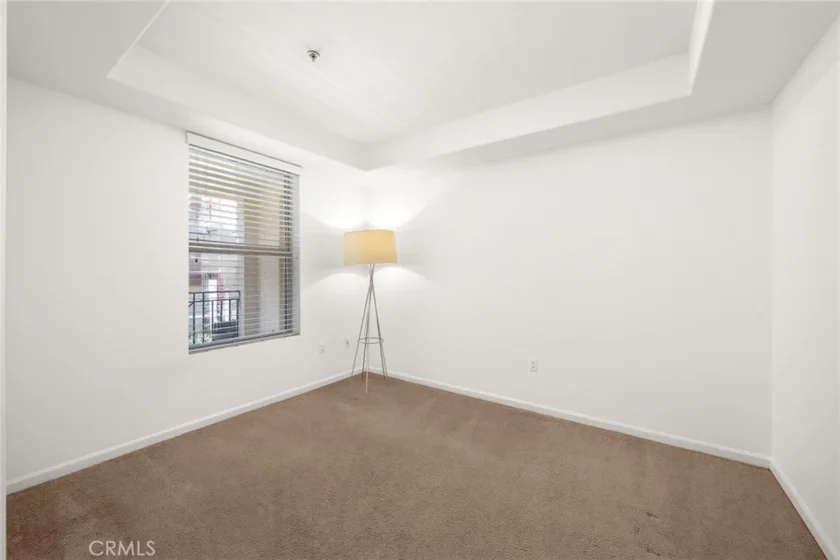 128 N Oak Knoll #206 photo 21