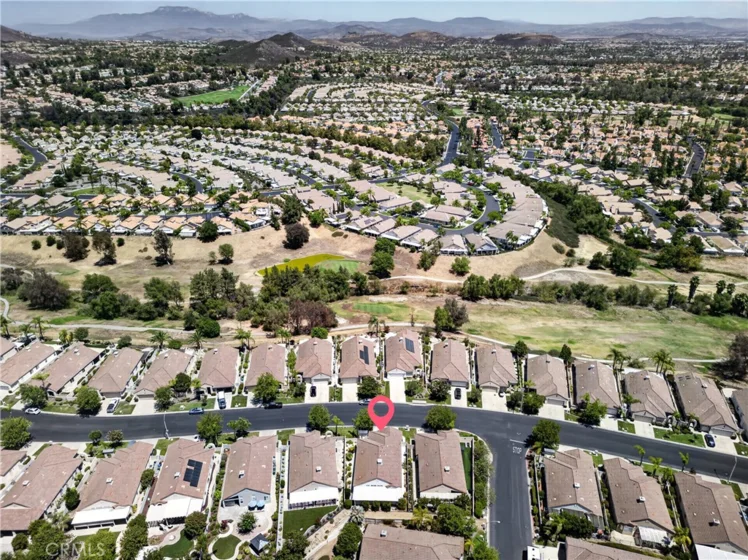40221 Colony photo 37