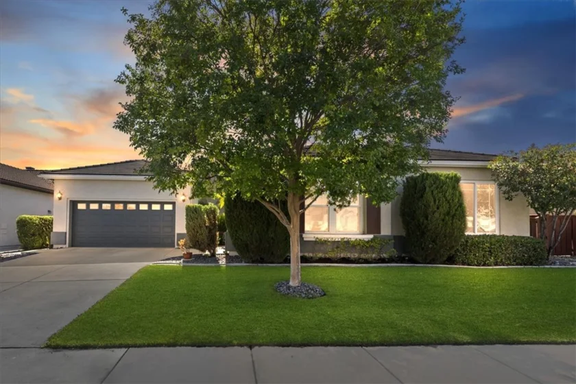 40180 N End Photo