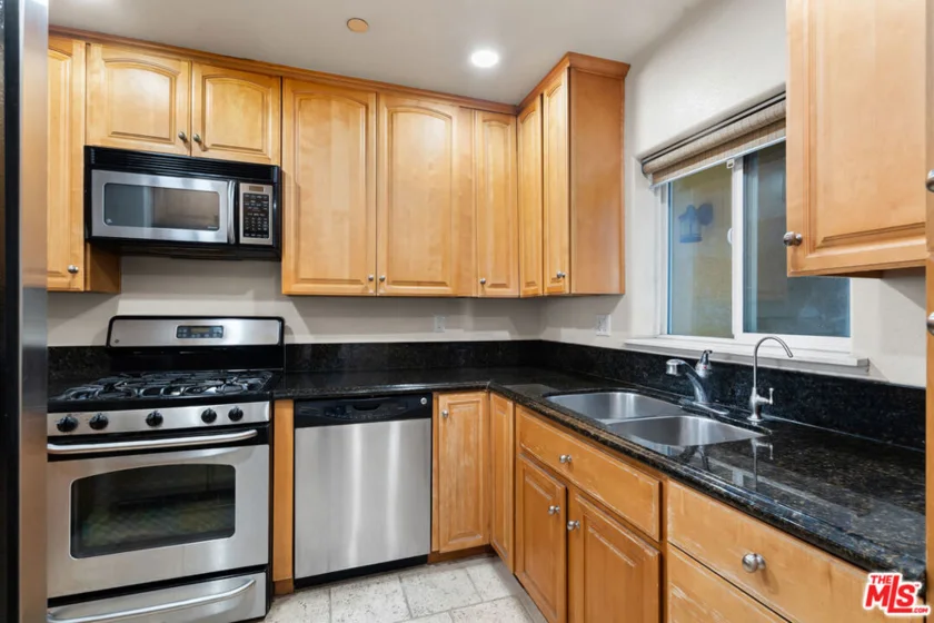 528 N Westmoreland Avenue #5 photo 5
