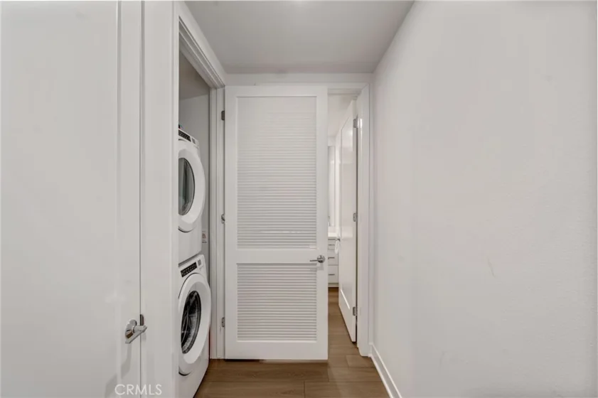 4600 Rivington photo 24