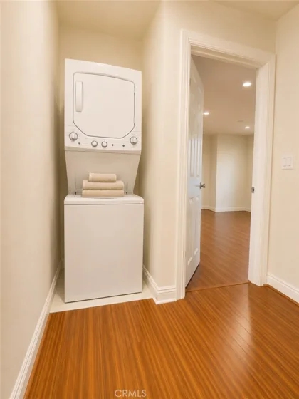 2318 N Fairview Street #101 photo 5