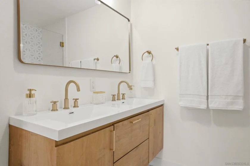 140 Walnut #4B photo 36