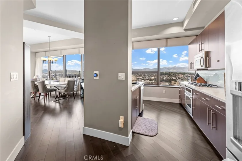 1100 Wilshire #2702 photo 13