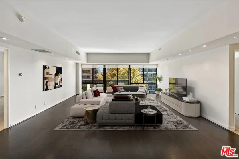 10445 Wilshire Boulevard #406 photo 7