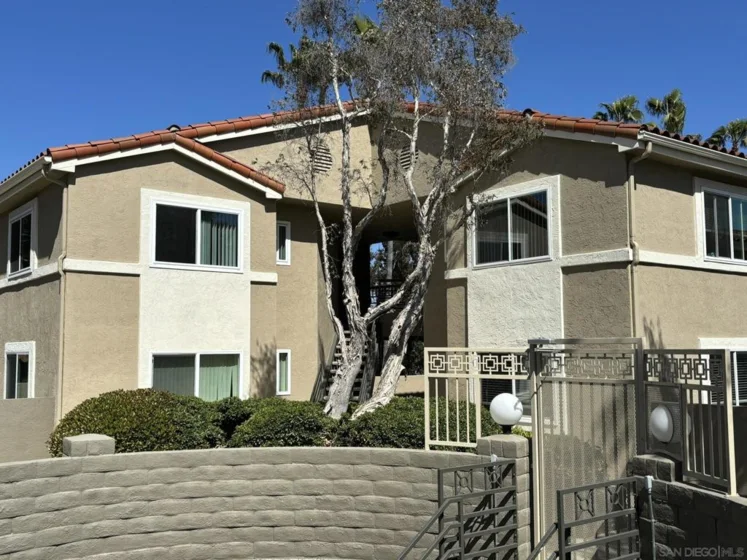 7565 Charmant Drive #504 photo 1