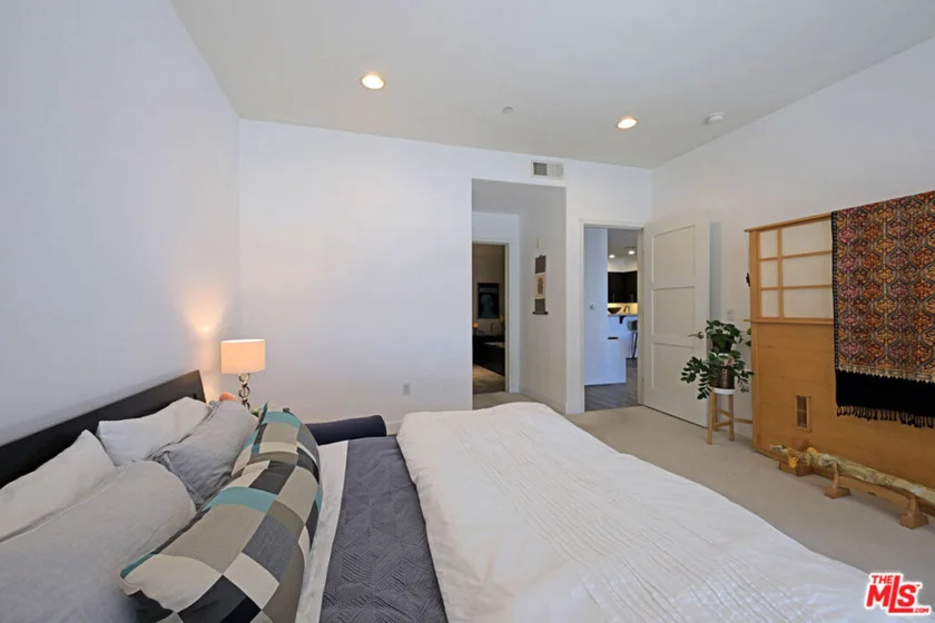 4820 Bellflower Avenue #206 photo 25