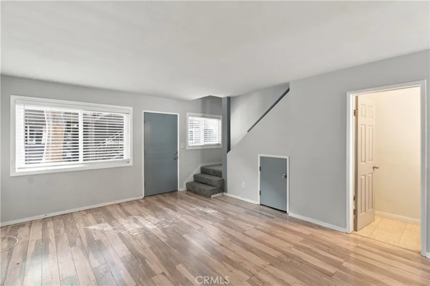 725 Coronado #112 photo 3