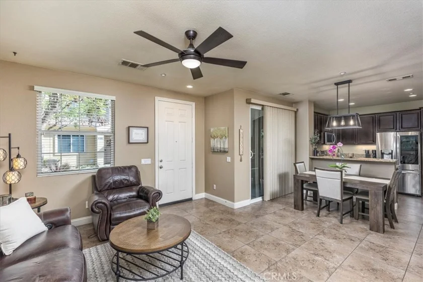 44972 Bellflower photo 24