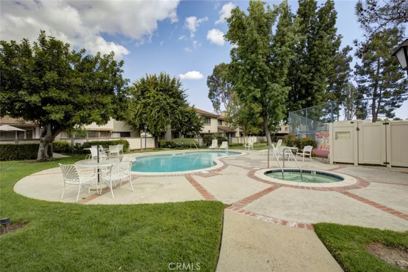 8330 Penfield #11 photo 24
