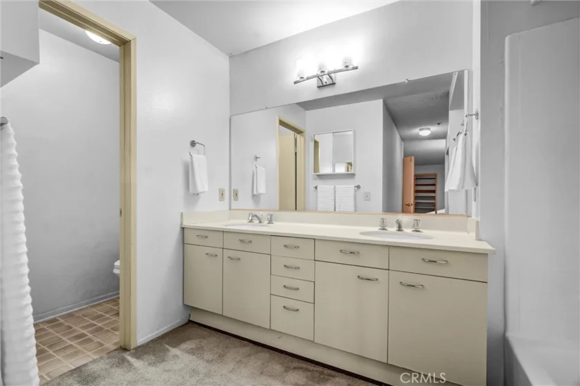 35 Linden Ave Unit 304 photo 13