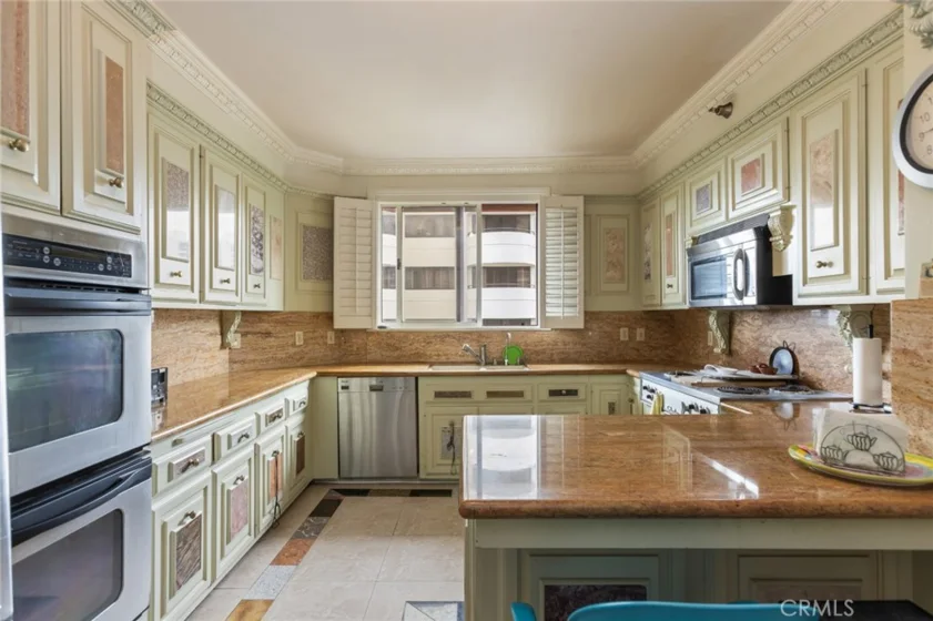 10550 Wilshire Boulevard #302 photo 18
