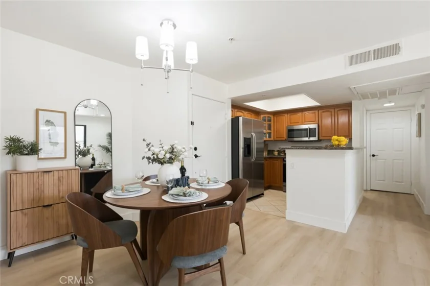 64 N Mar Vista Avenue #127 photo 5