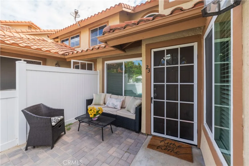23 Vista Colinas photo 4