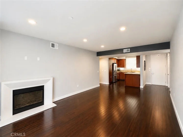 14412 Killion Street #310 photo 4