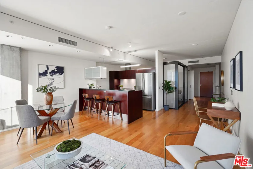 1155 S Grand Avenue #1114 photo 1