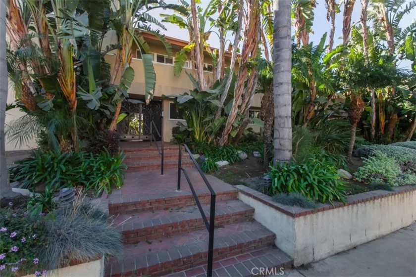 14934 Dickens Street #6 photo 1