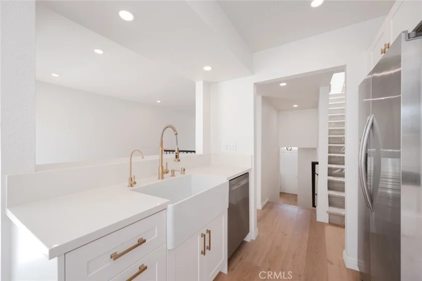 5455 Sylmar Avenue #2103 photo 5