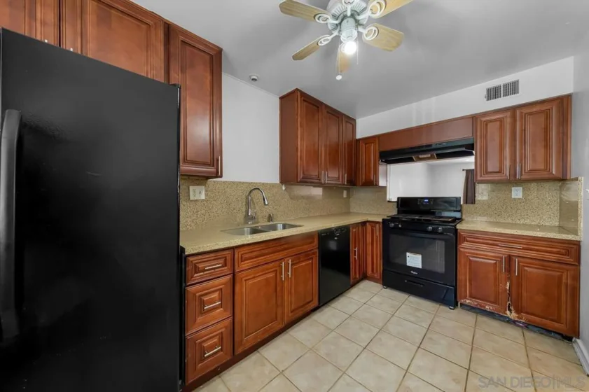 6787 Alvarado Road #5 photo 28