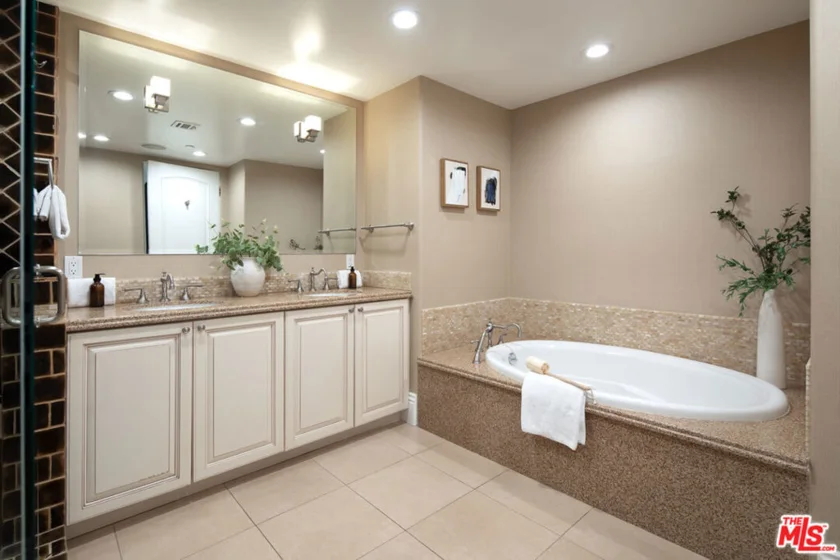 11715 Chenault Street #204 photo 20